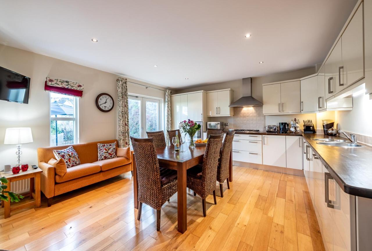 Kenmare Townhouse Villa ภายนอก รูปภาพ
